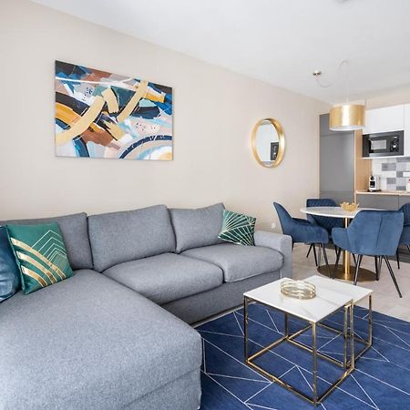 Navy Angel Apartment With Balcony Budapest Luaran gambar