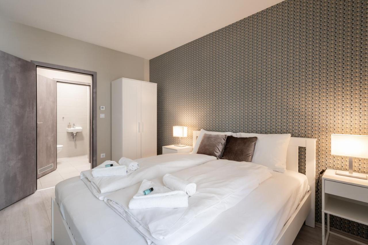 Navy Angel Apartment With Balcony Budapest Luaran gambar