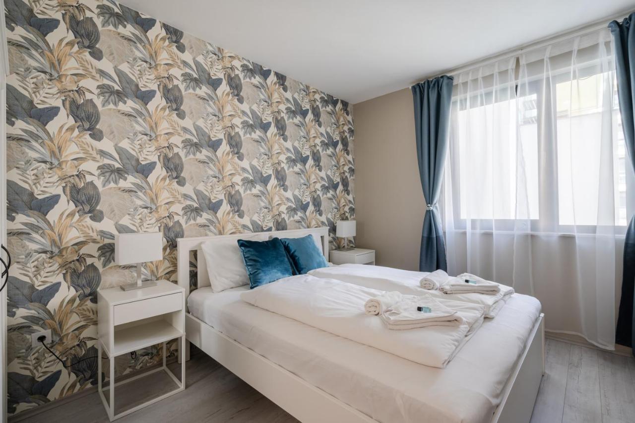 Navy Angel Apartment With Balcony Budapest Luaran gambar