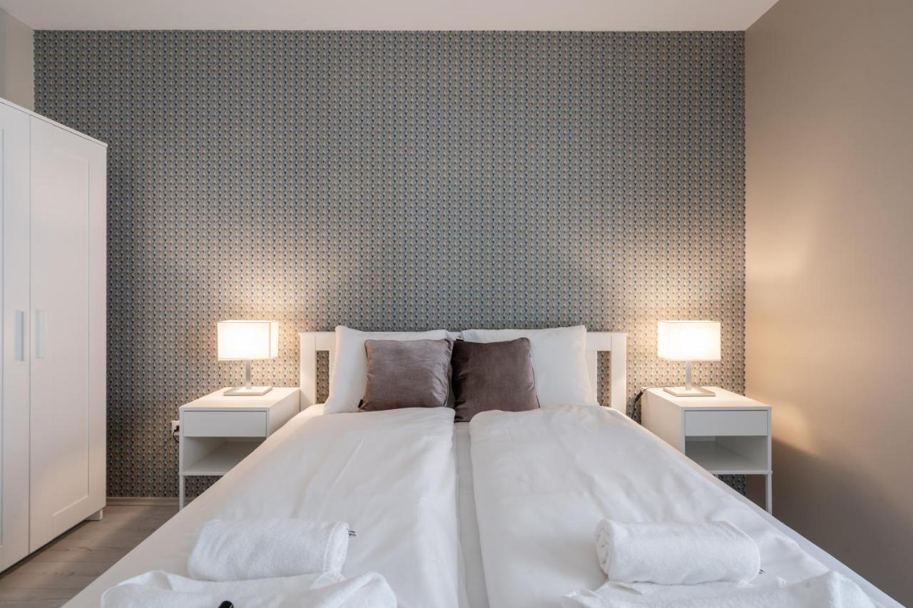 Navy Angel Apartment With Balcony Budapest Luaran gambar